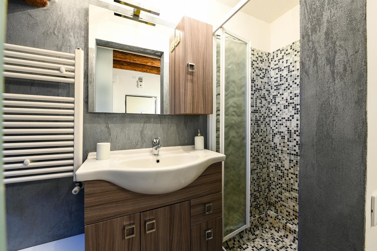 La Perla Apartment Venesia Bagian luar foto